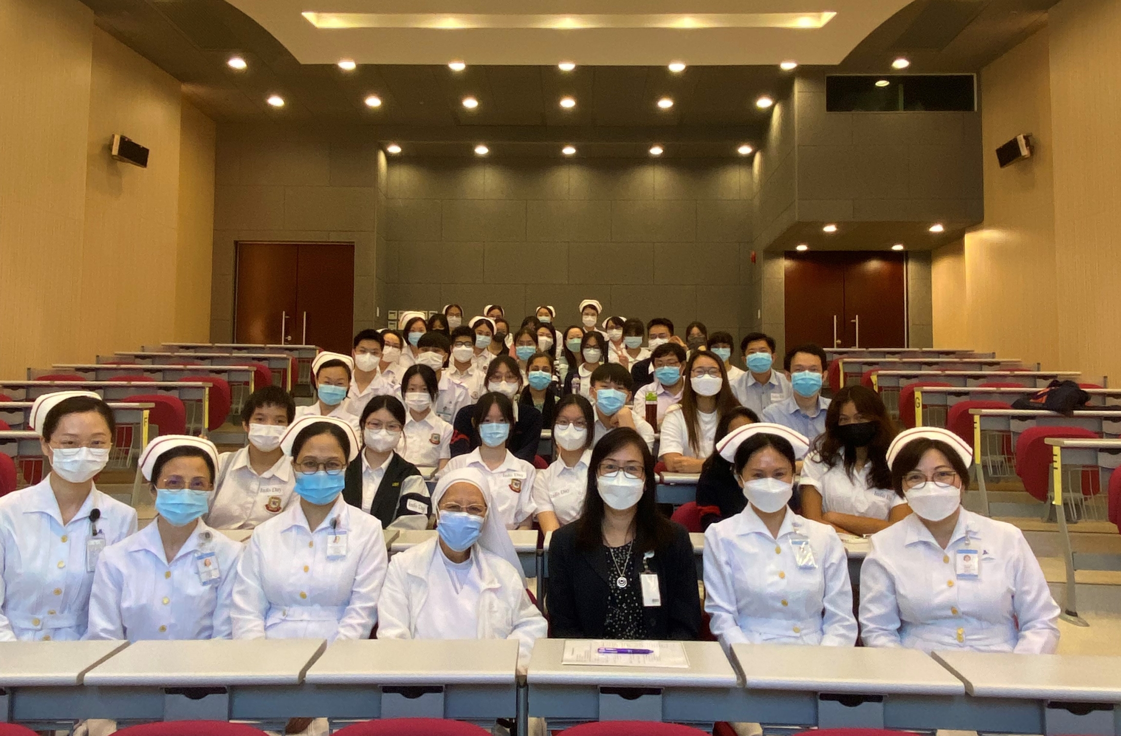 共用圖片/檔案 - Visit St. Teresa's Hospital School of Nursing